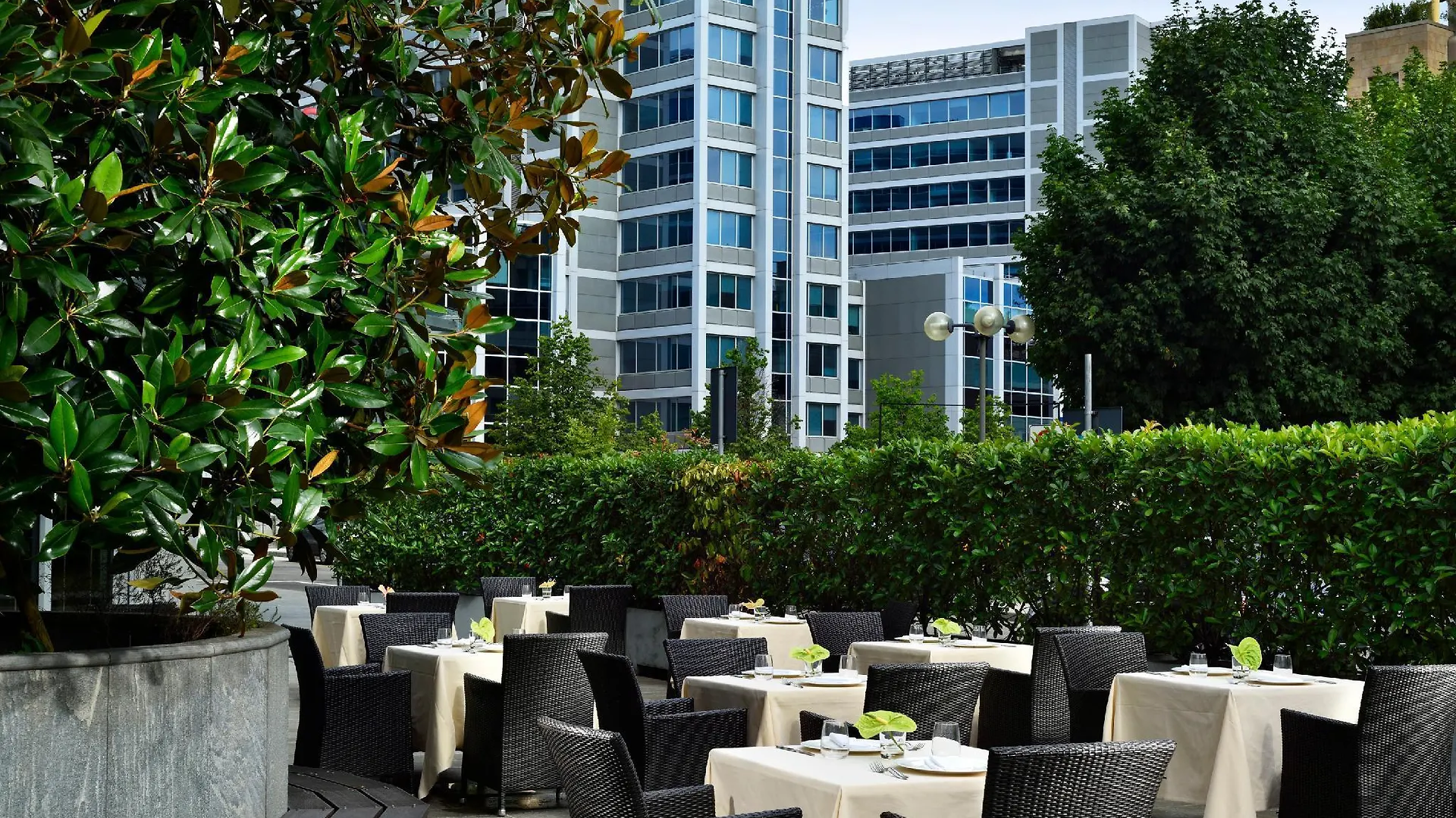 Una Hotels The One Milano Hotel & Residence San Donato Milanese 4*,