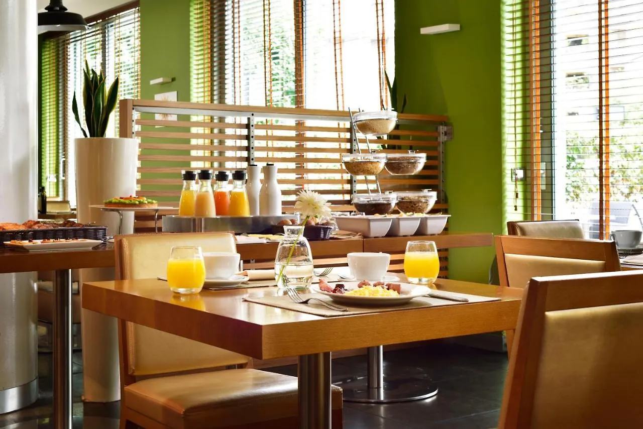Una Hotels The One Milano Hotel & Residence San Donato Milanese Aparthotel
