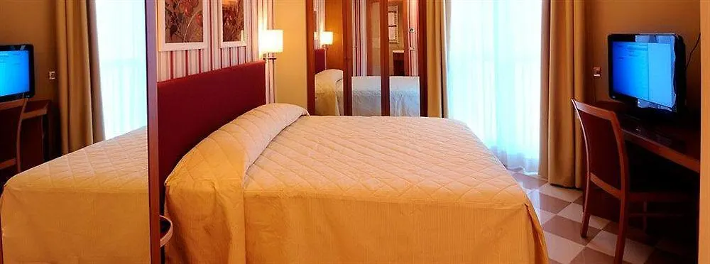 Una Hotels The One Milano Hotel & Residence San Donato Milanese